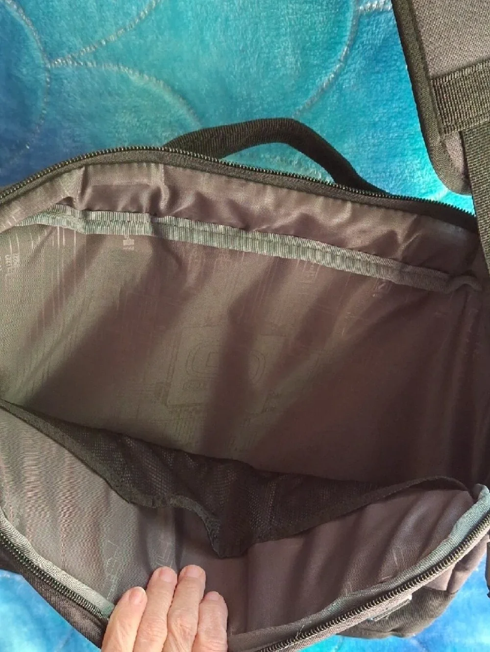 OGIO Heather Grey And Black Laptop Messenger Bag with Padded Strap